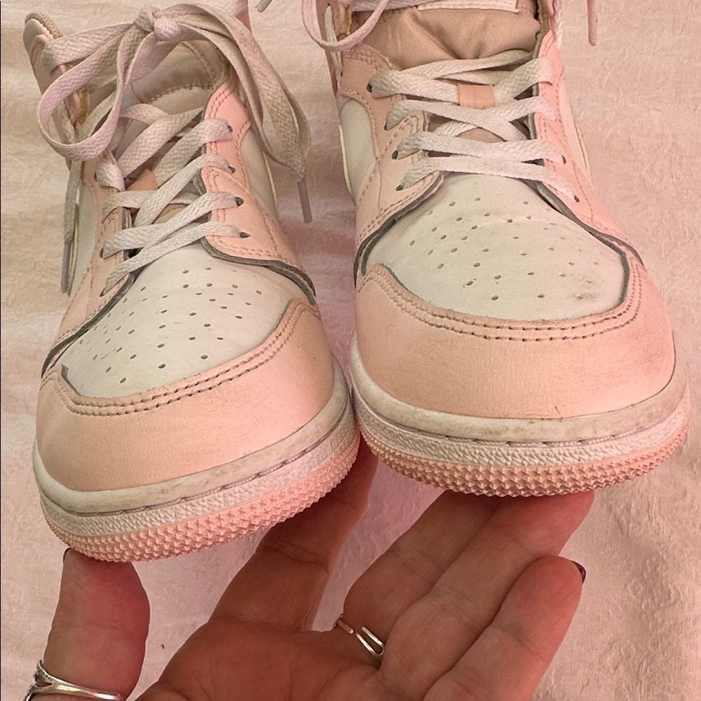 Nike Air Jordan Sneakers 1 Mid GS Pink Wash/Violet Frost/White Size 6.5 Copy - Picture 5 of 11
